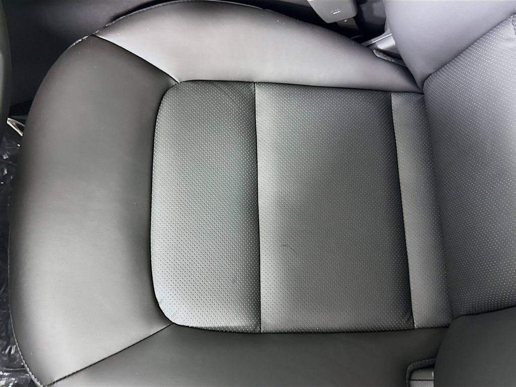 2025 Mazda CX-5 2.5 Select photo 16