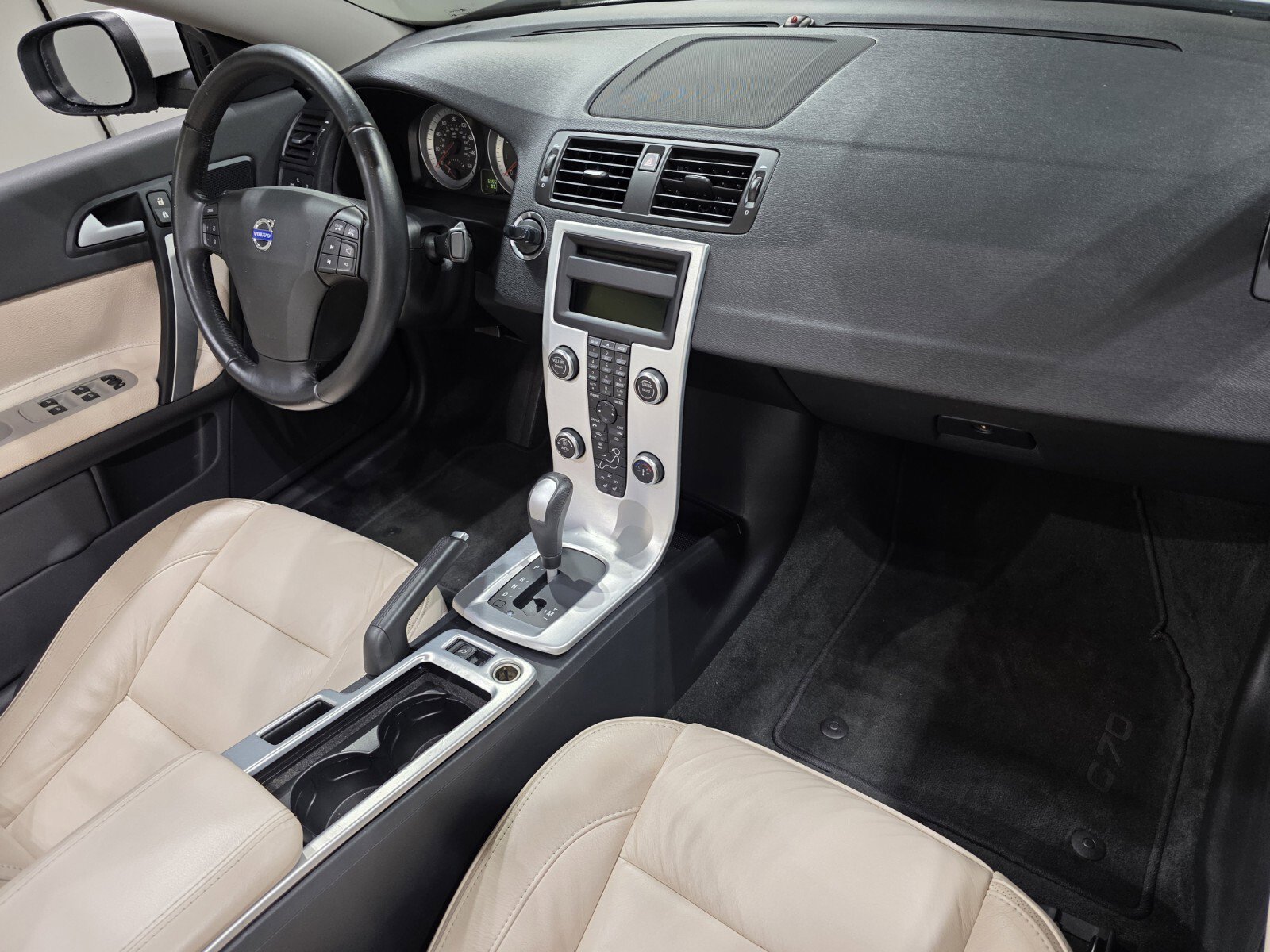 2013 Volvo C70 T5 photo 21