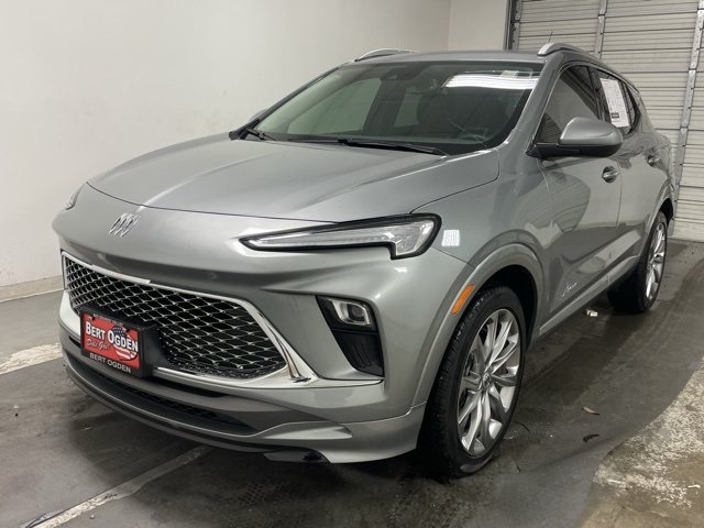2024 Buick Encore GX Avenir photo 6