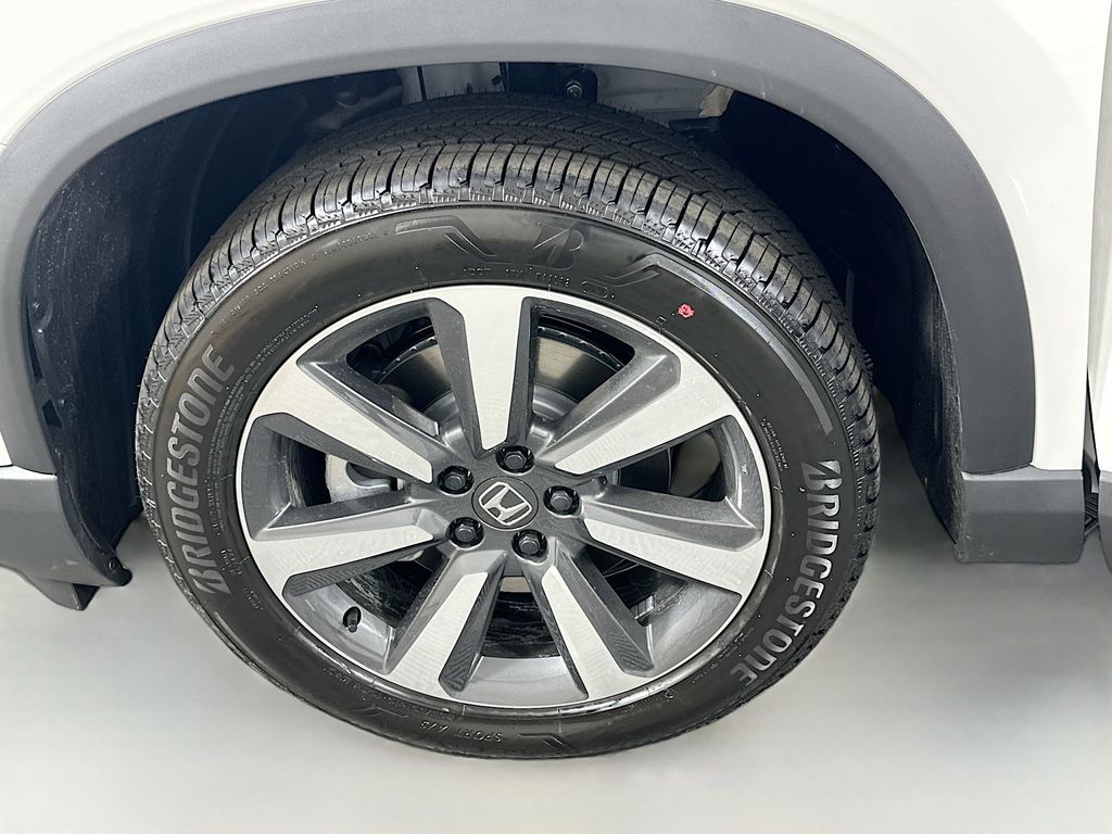 2025 Honda Pilot Touring photo 19