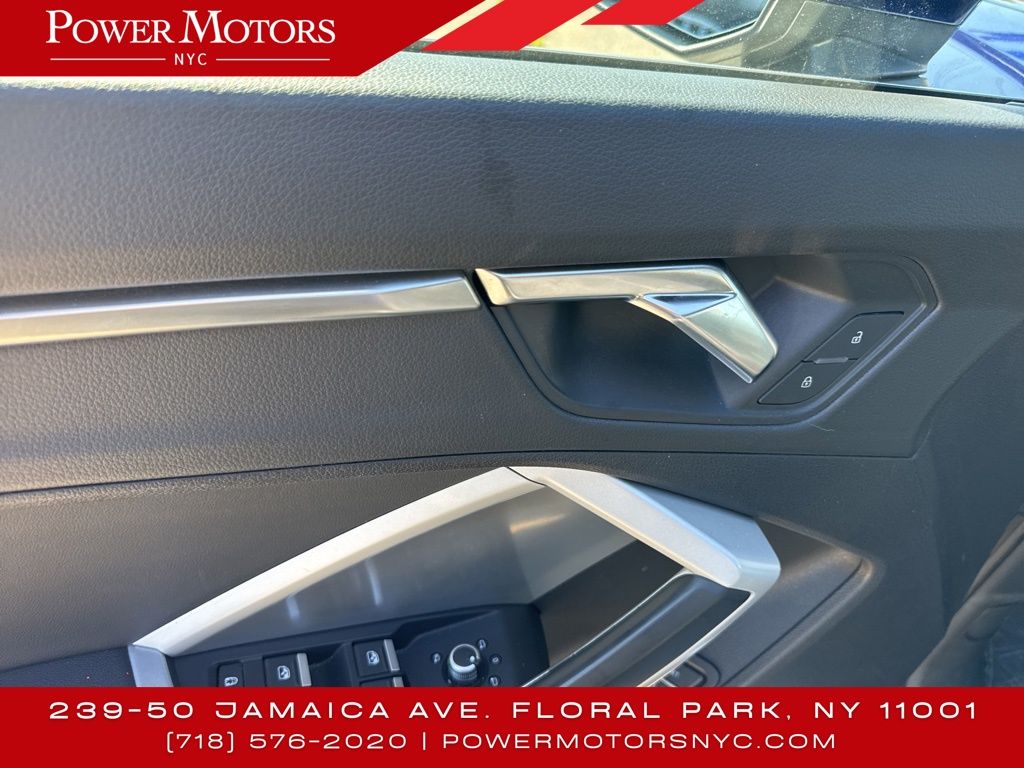 2023 Audi Q3 S line Premium photo 29