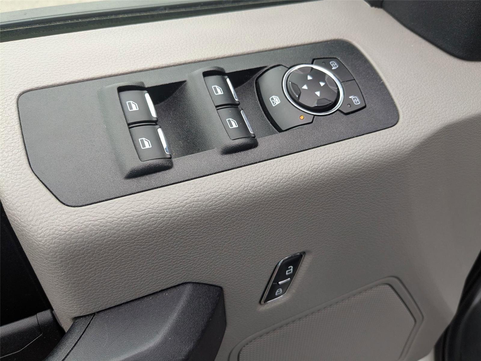 2019 Ford F-150 XL photo 13