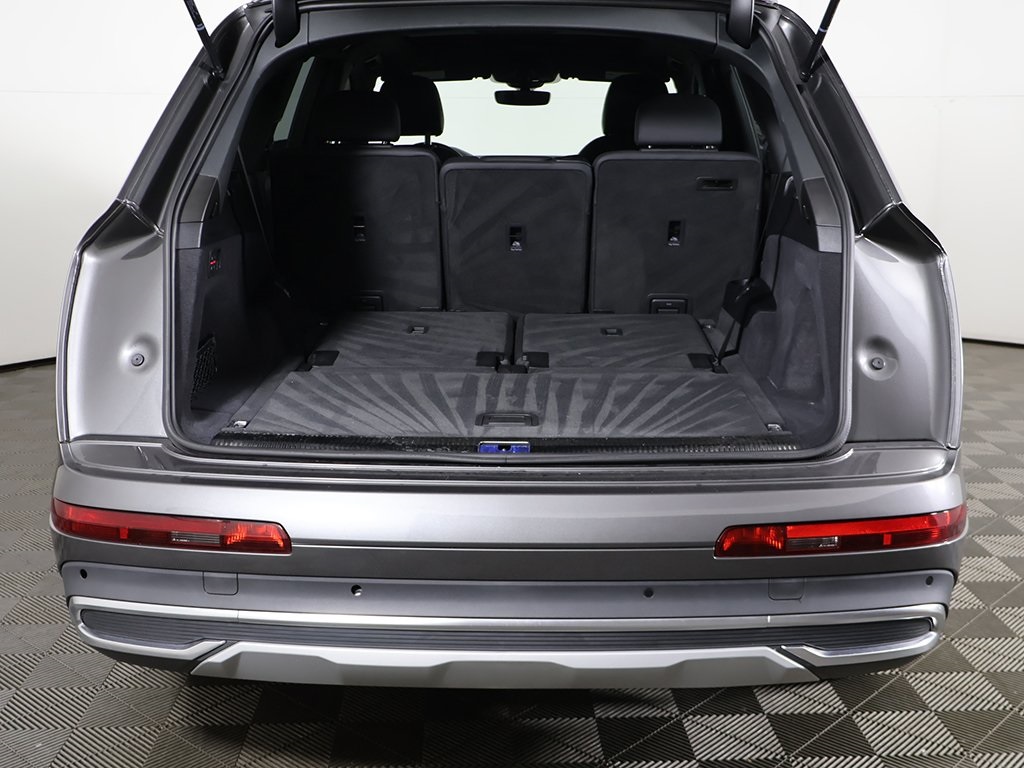 2022 Audi Q7 45 Premium Plus photo 19