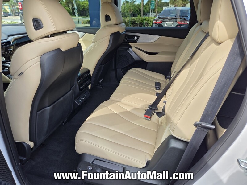 2023 Acura MDX photo 10