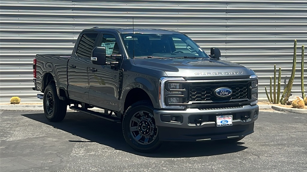 2025 Ford F-250 Super Duty XL's photo