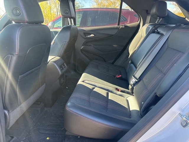 2023 Chevrolet Equinox RS photo 4