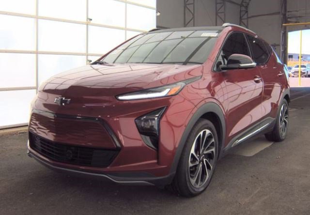 2022 Chevrolet Bolt EUV Premier's photo