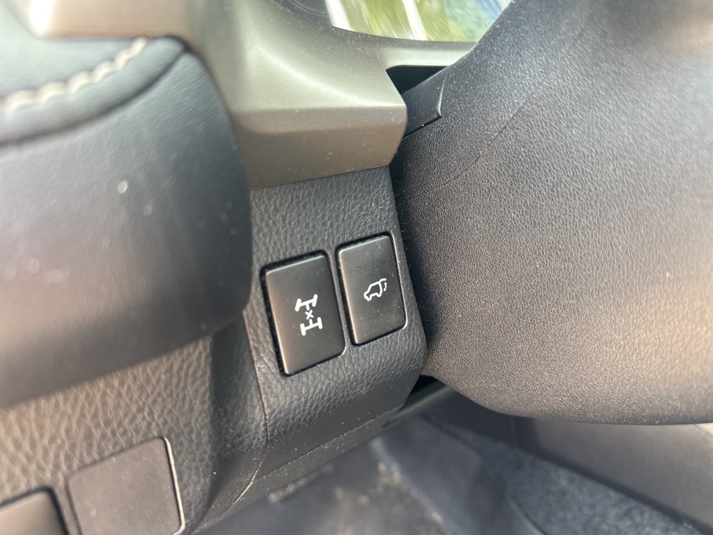 2013 Toyota RAV4 Limited photo 12