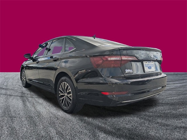 2021 Volkswagen Jetta R-Line photo 4