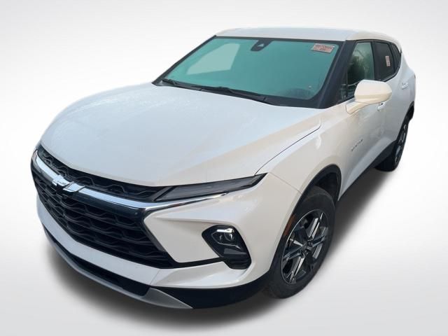 2023 Chevrolet Blazer 2LT photo 3