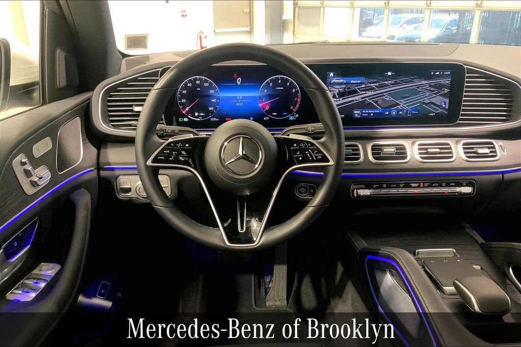 2025 Mercedes Benz GLE 350 4MATIC photo 4