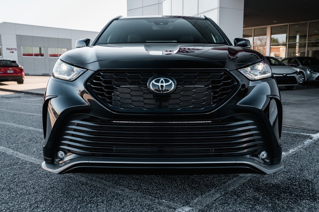 2026 Toyota Highlander XLE XSE Platinum Limited photo 2