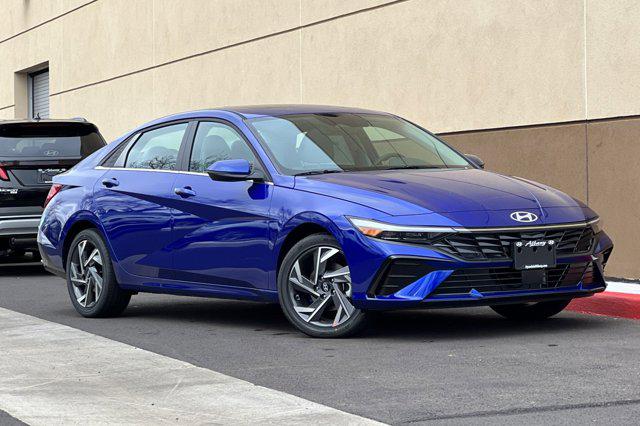 2025 Hyundai Elantra Hybrid Limited photo 2