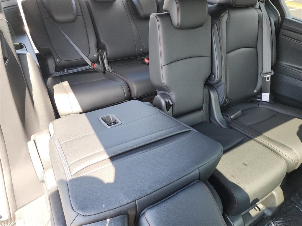 2026 Honda Odyssey photo 25