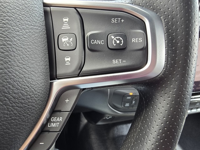 2026 Ram 2500 Tradesman photo 10