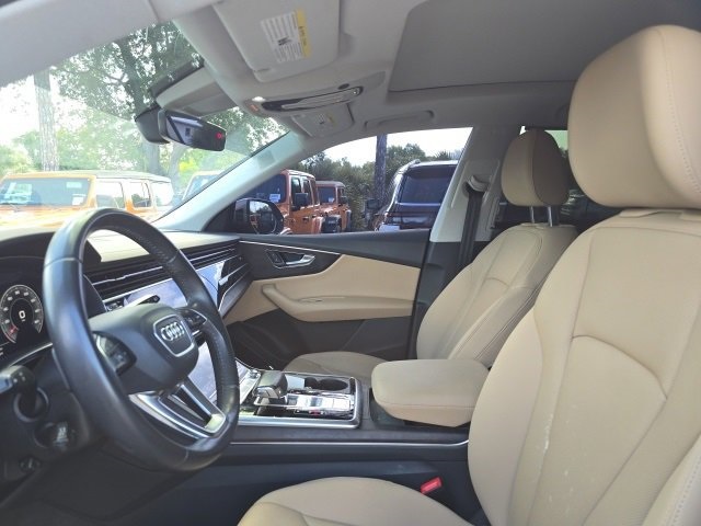 2019 Audi Q8 55 Premium photo 3