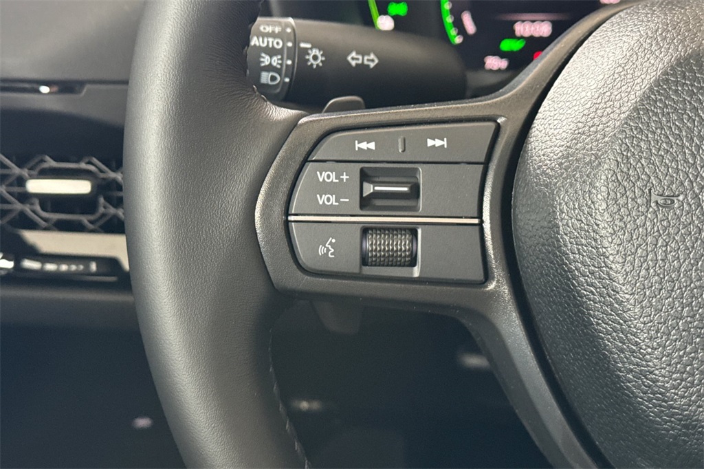 2025 Honda Accord Hybrid EX-L photo 19
