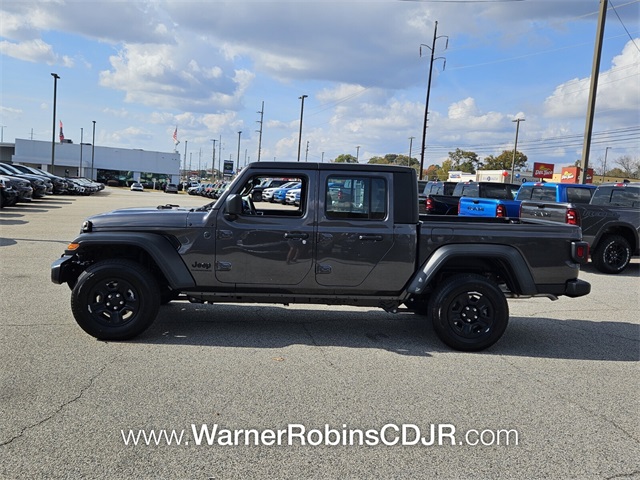 2026 Jeep Gladiator Sport photo 4