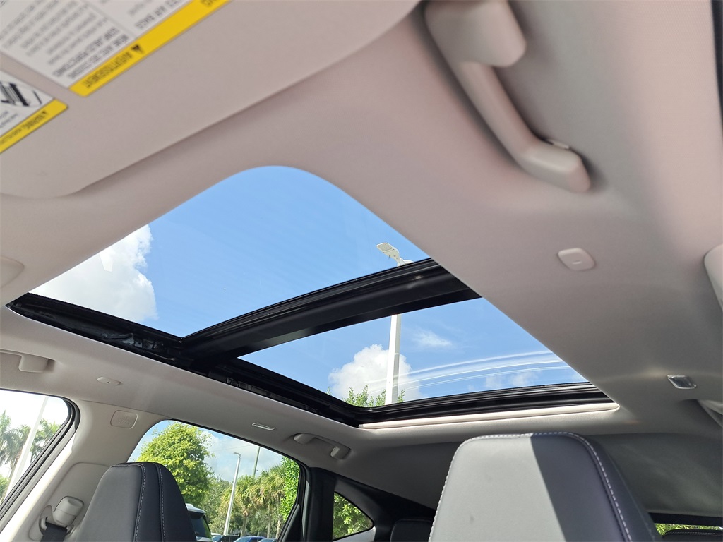 2025 Nissan Murano SL photo 20