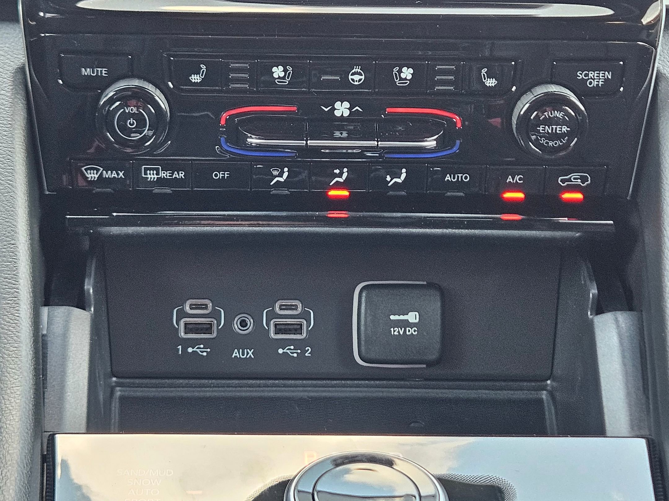 2025 Jeep Grand Cherokee Limited photo 12