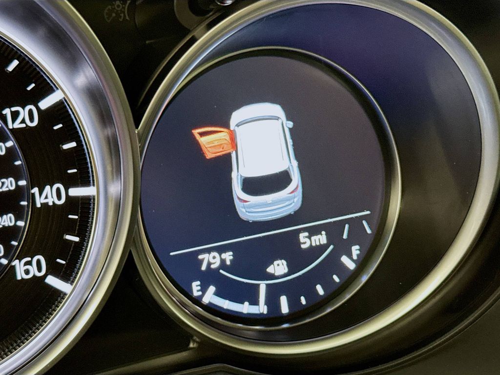 2025 Mazda CX-5 2.5 Select photo 10