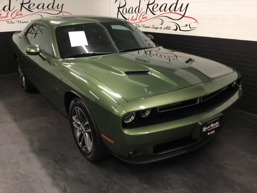 2018 Dodge Challenger GT photo 2