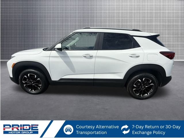 2023 Chevrolet Trailblazer LT photo 2