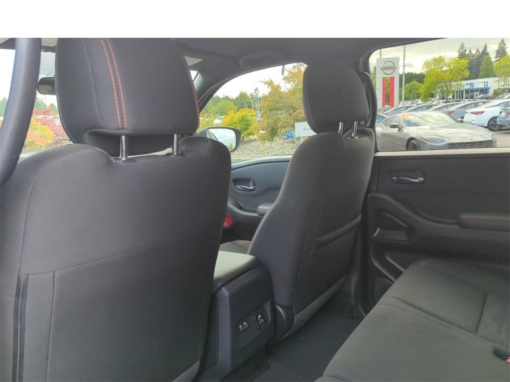 2023 Nissan Frontier PRO-4X photo 17