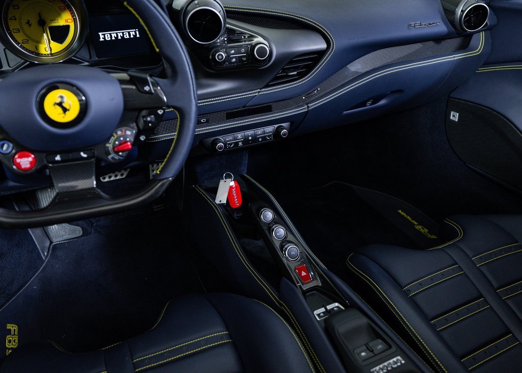 2022 Ferrari F8 Spider Base photo 17