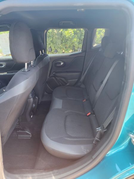 2022 Jeep Renegade Altitude photo 5