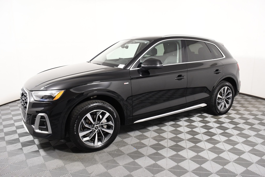 Used 2022 Audi Q5 Premium Plus with VIN WA1EAAFY0N2045483 for sale in Richfield, Minnesota
