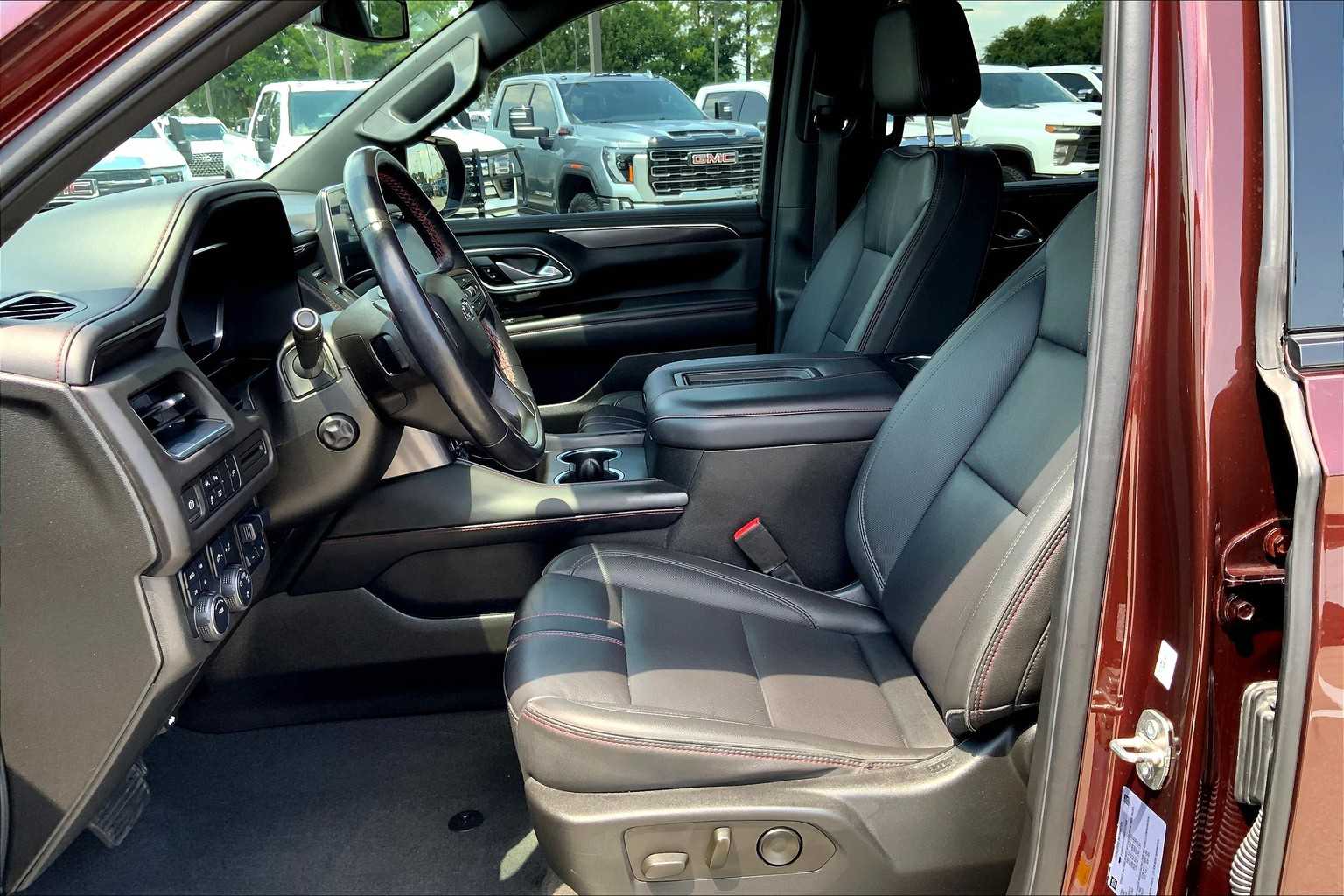 2022 Chevrolet Tahoe RST photo 7