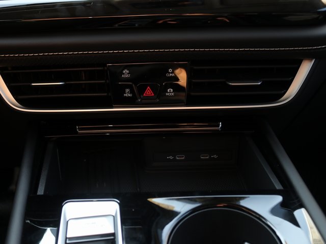 2026 Volkswagen Atlas SE Technology photo 19