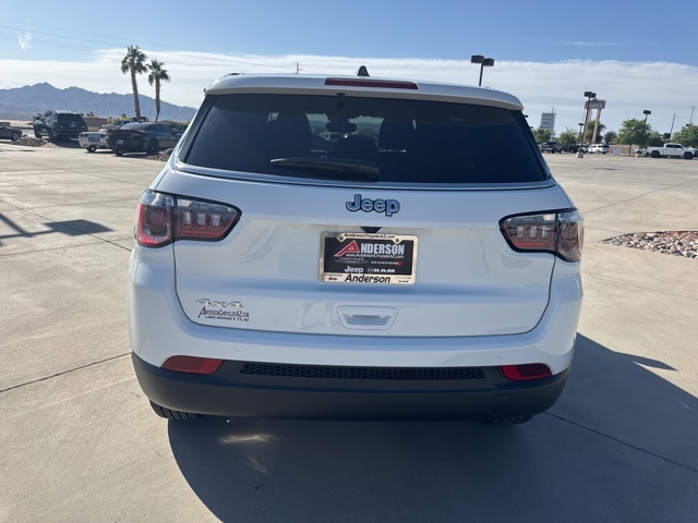 2025 Jeep Compass Sport photo 4