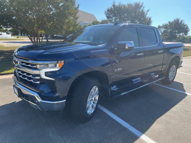 2023 Chevrolet Silverado 1500 LTZ photo 2