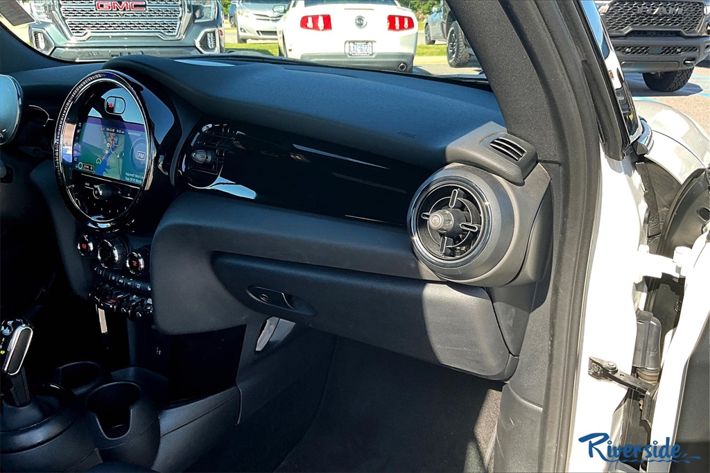 2024 Mini Cooper Convertible S photo 22