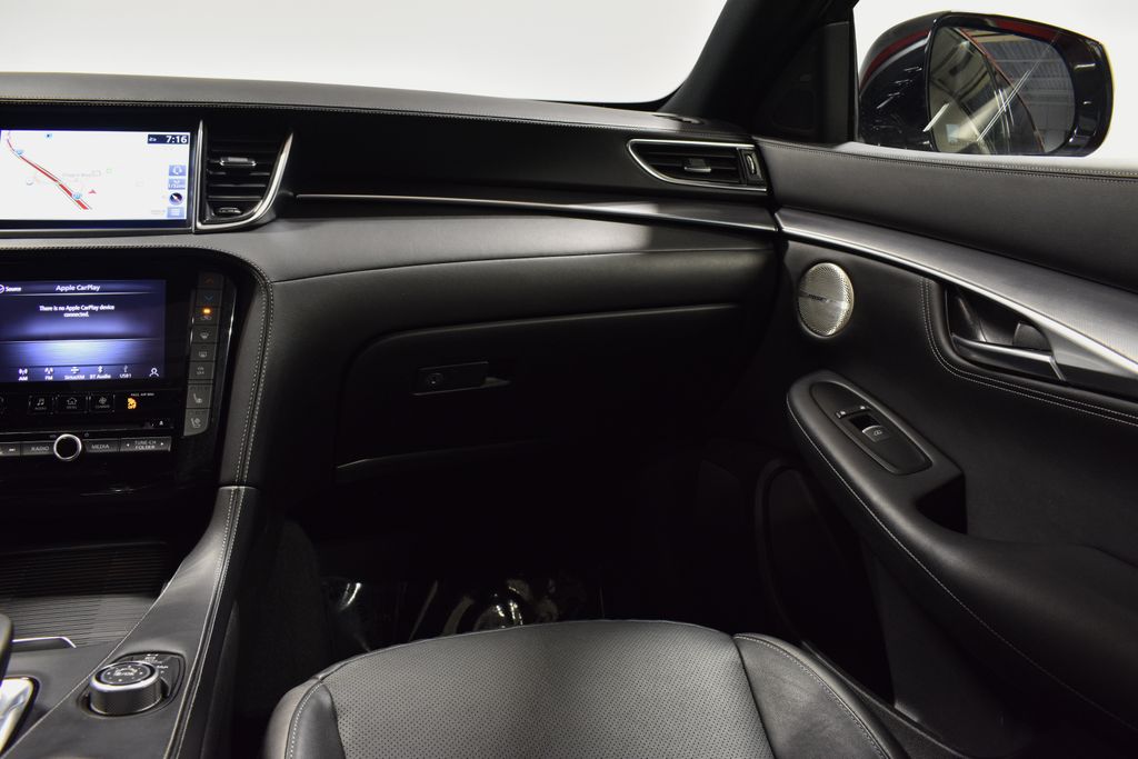 2022 Infiniti QX55 Essential photo 14