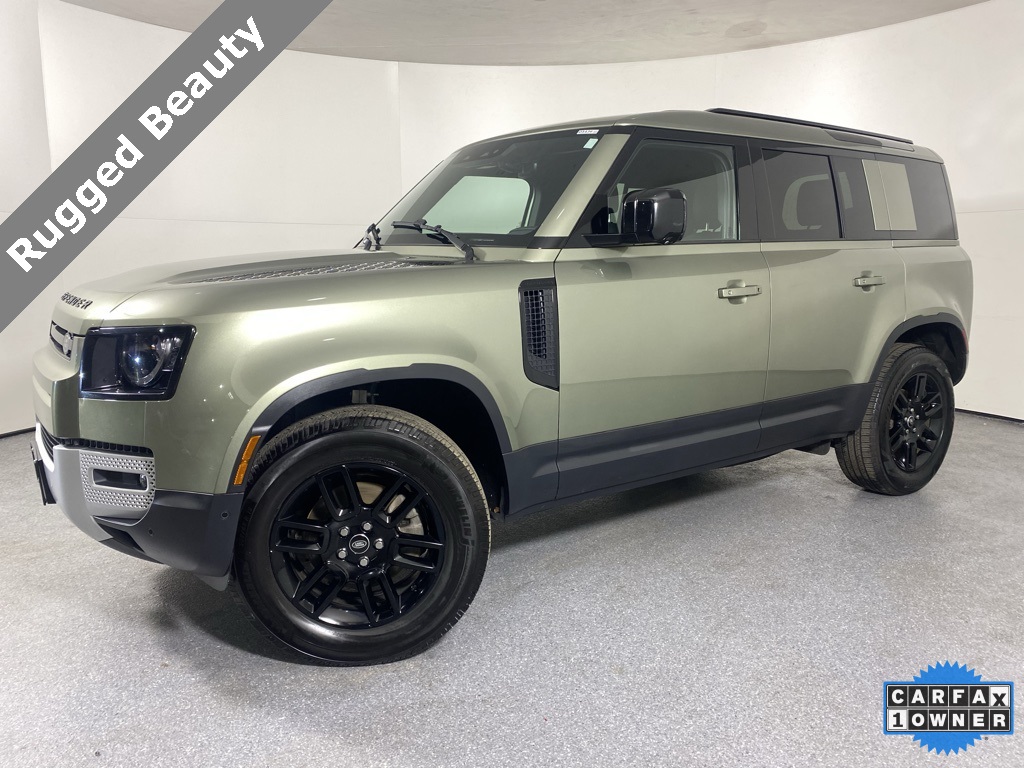 2025 Land Rover Defender S's photo