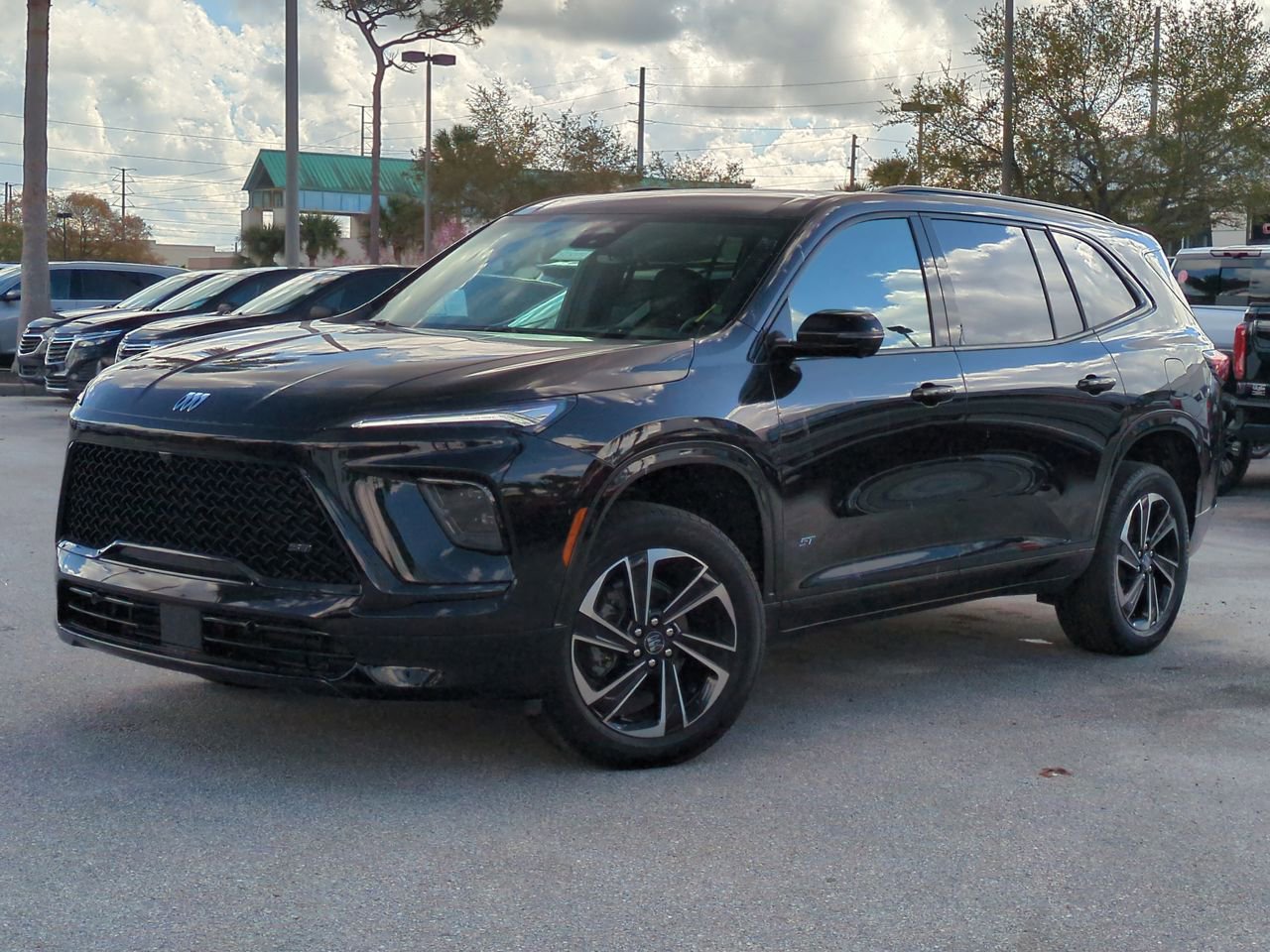 2025 Buick Enclave Sport Touring's photo