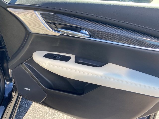 2024 Cadillac XT6 Sport photo 36