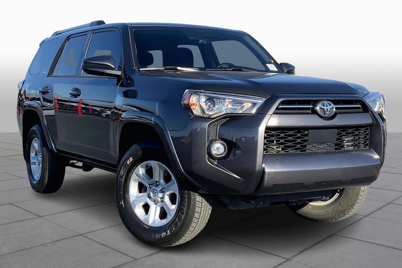 2023 Toyota 4Runner SR5 photo 2