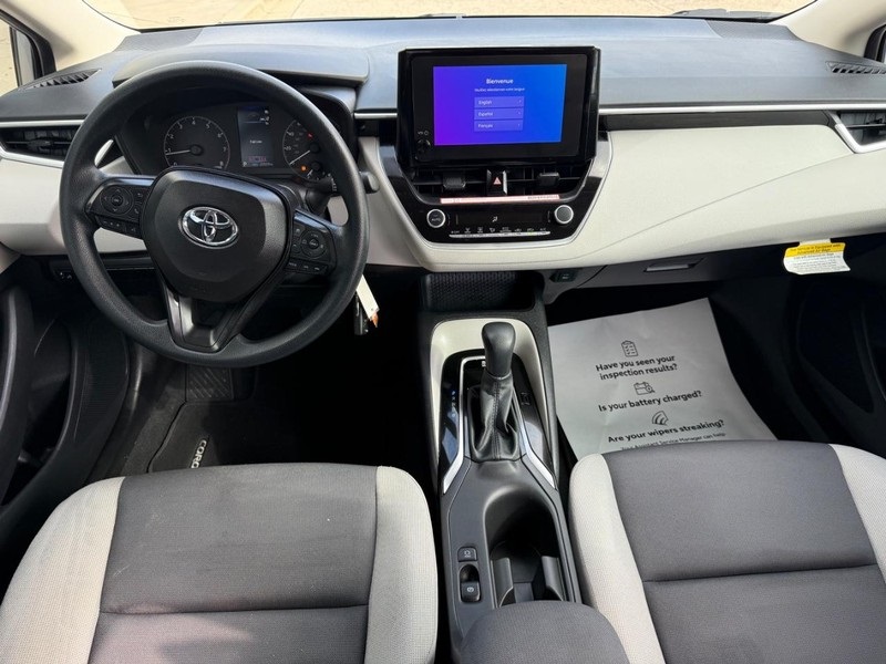 2025 Toyota Corolla LE photo 11
