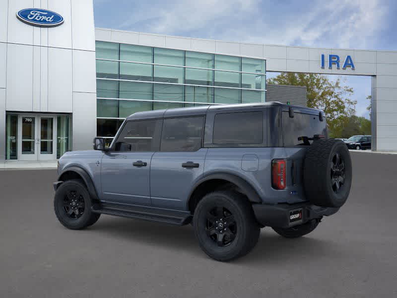 2025 Ford Bronco Outer Banks photo 3