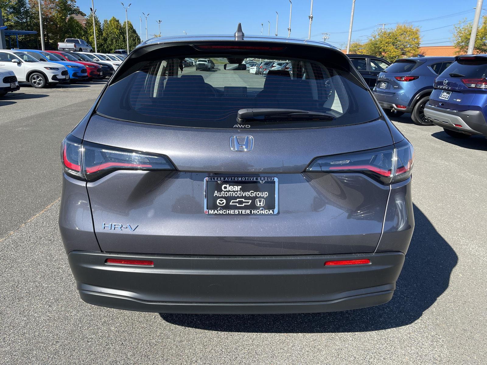 2023 Honda HR-V LX photo 17