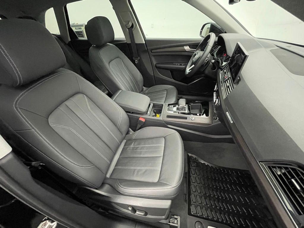 2022 Audi Q5 45 S line Premium photo 29