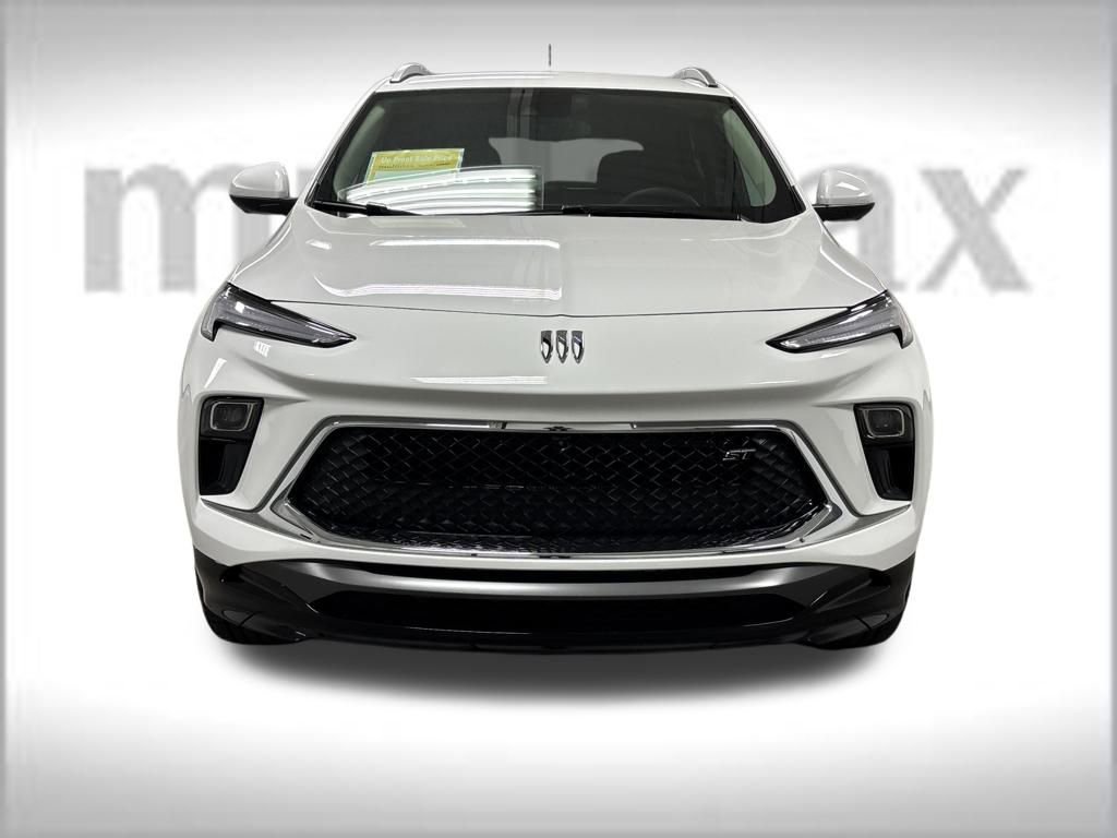 2026 Buick Encore GX Sport Touring photo 4