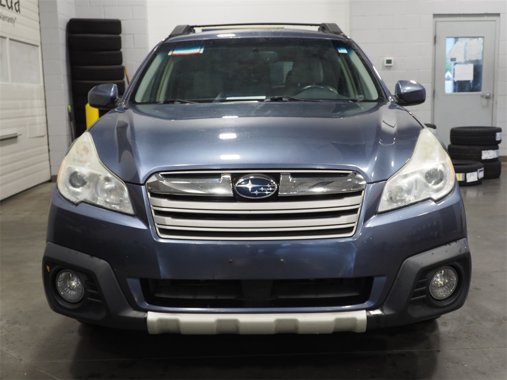 Used 2014 Subaru Outback 2.5i Limited with VIN 4S4BRCLC8E3326975 for sale in Orem, UT
