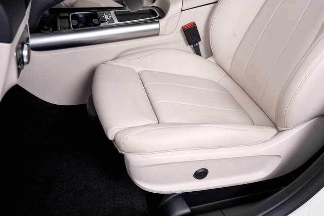 2024 Mercedes Benz GLA 250 photo 18