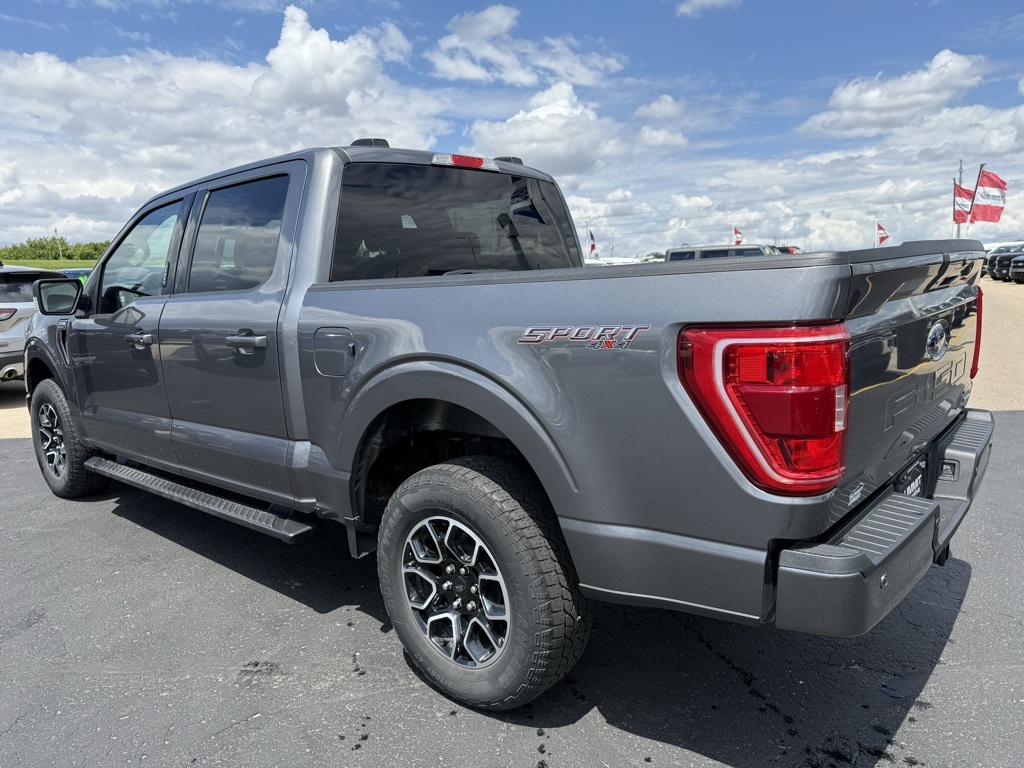 2022 Ford F-150 XLT photo 5