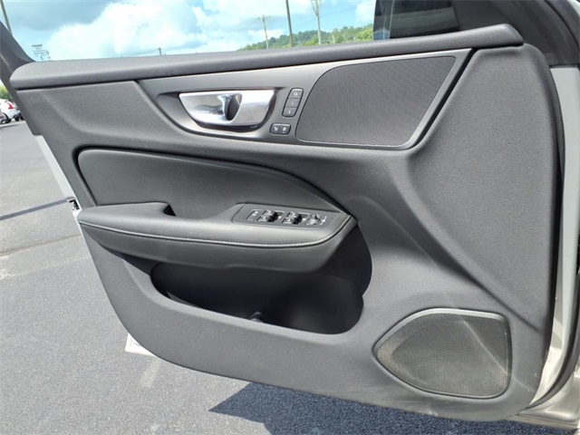 2024 Volvo S60 Recharge T8 Plus photo 24